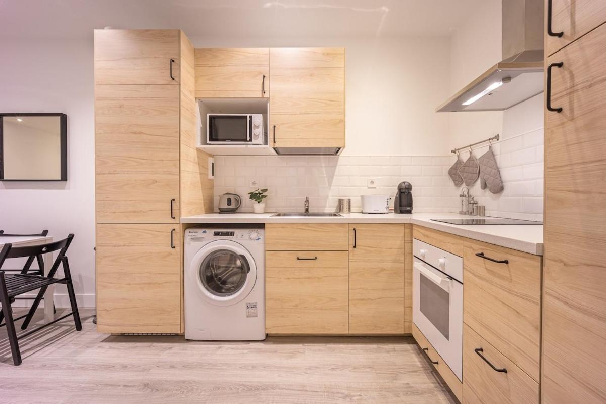 Encantador Apartamento En Atocha Lägenhet Madrid Exteriör bild